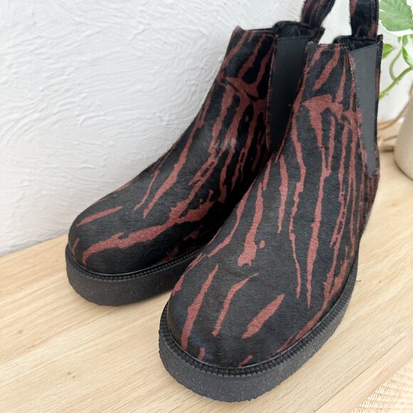 Staud | NWOT Palamino Animal-Print Fur Chelsea Booties $425 Size 39 - Picture 3 of 7